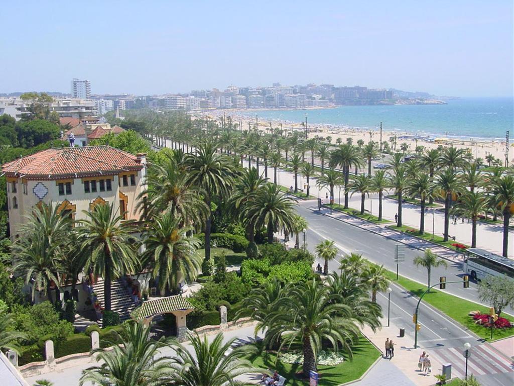 Sunflat Holidays Capellans Beach Salou Exteriör bild